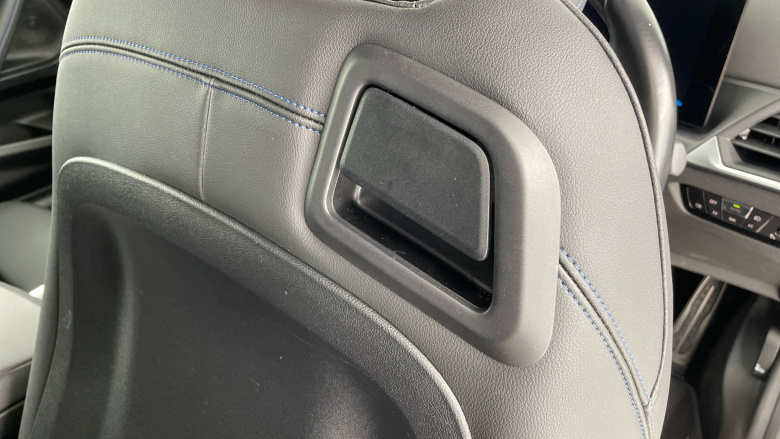 BMW 2 Series 220i M Sport 2dr Step Auto [Pro Pack] Petrol Coupe